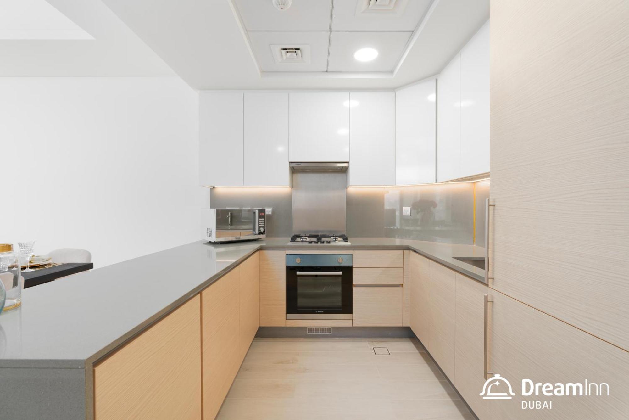 Dream Inn Apartments - Mina By Azizi دبي المظهر الخارجي الصورة