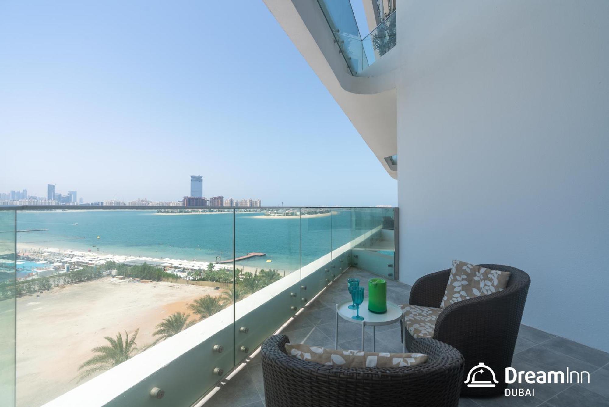 Dream Inn Apartments - Mina By Azizi دبي المظهر الخارجي الصورة